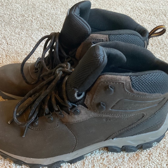 Mens Columbia Boots Omni Grip Sole Size 10.5 - Picture 1 of 6